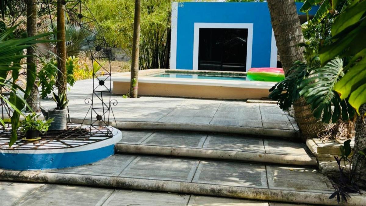 Hostal Y Camping Villa Mercedes Tizimin Bagian luar foto